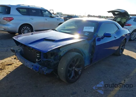 2018 Dodge Challenger Sxt z USA, uszkodzony, nr VIN 2C3CDZAGXJH234469